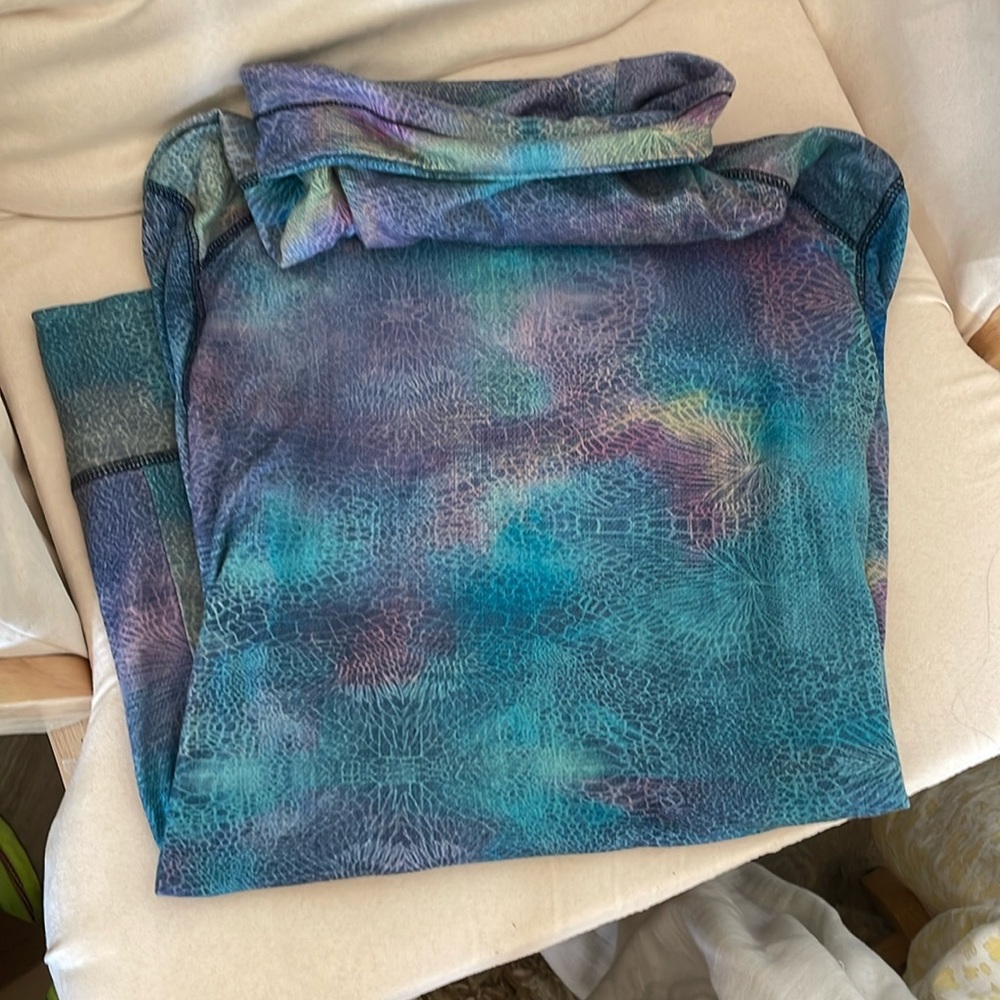 DC Thermal Cowl neck top